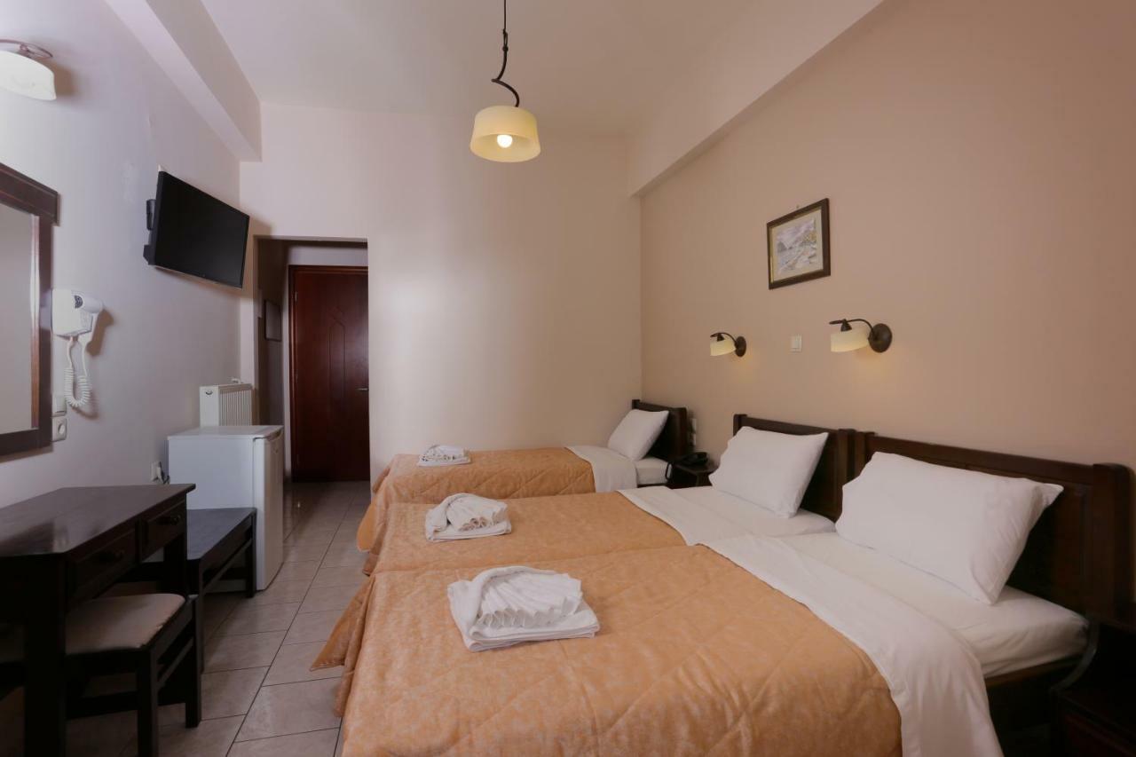 Hotel Aktaion Толон Екстериор снимка